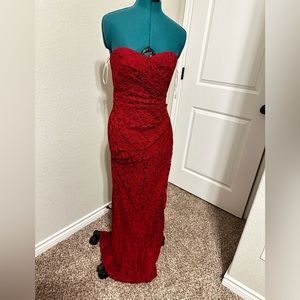 David’s Bridal red lace dress size 6
